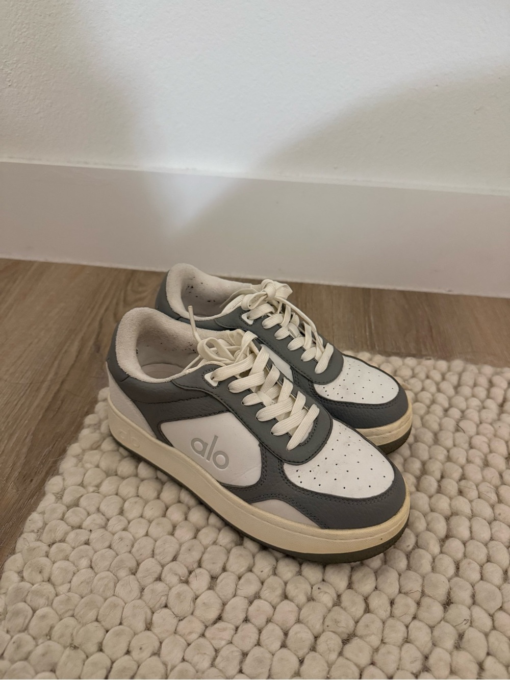 ALO Yoga Recovery Grey & White Sneakers